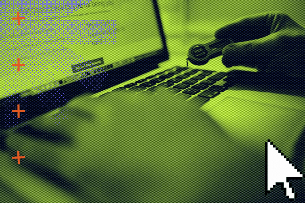 https://7139015.fs1.hubspotusercontent-na1.net/hubfs/7139015/email-security-guide-smb.gif